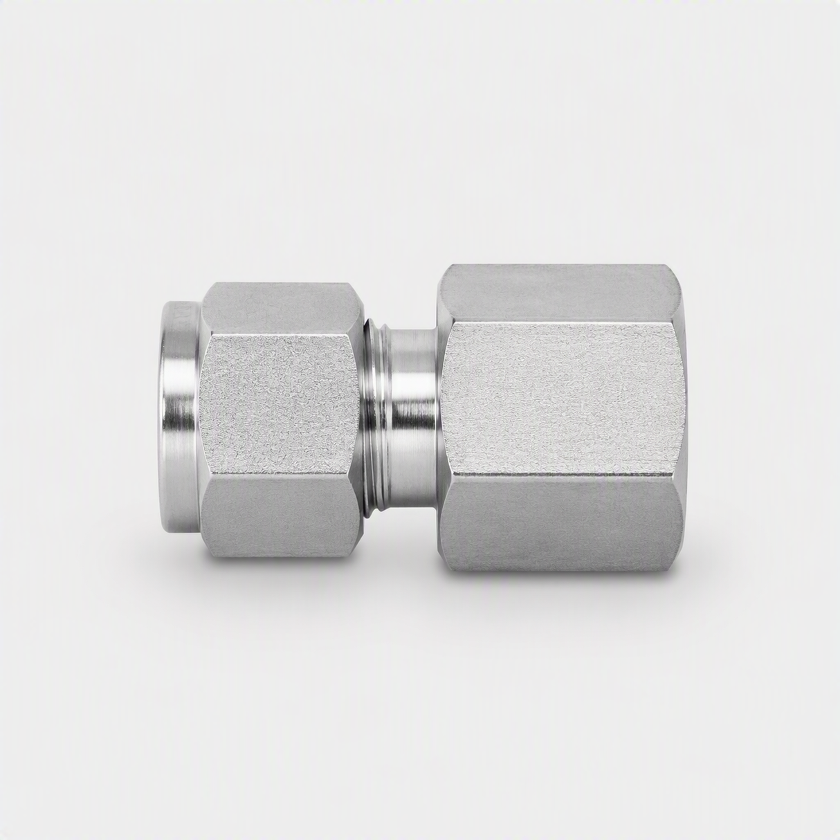 SFC - Female Connector Tube x FNPT